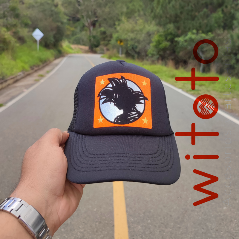 GORRA GOKU